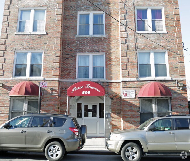 Foto del edificio - Peace Towers