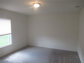 Building Photo - 22 NW 7th Terrace