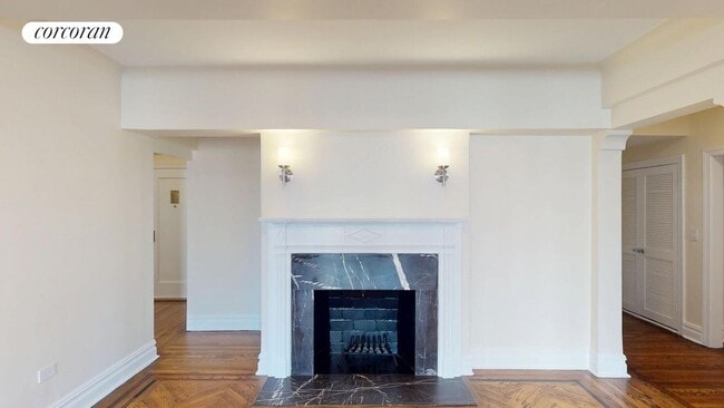Building Photo - 210 E 68th St