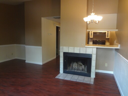 Primary Photo - 5909 Country Ln