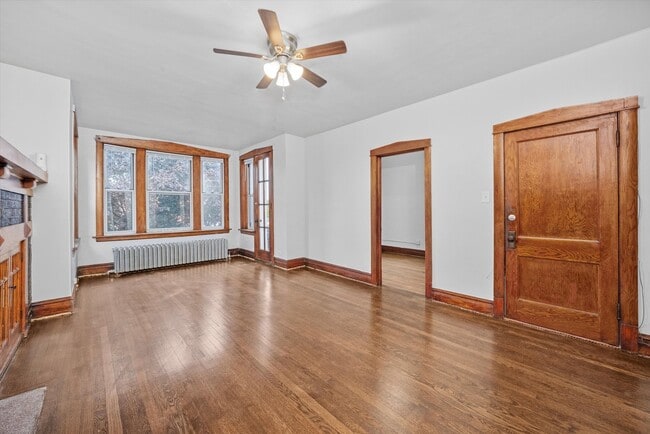 Building Photo - 2103 Highland Ave