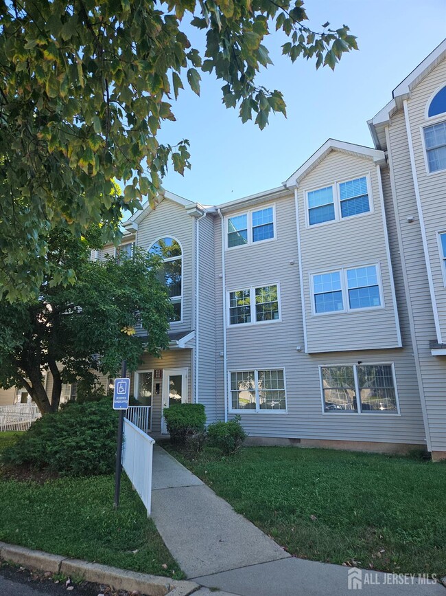 Building Photo - 1226 Edpas Rd