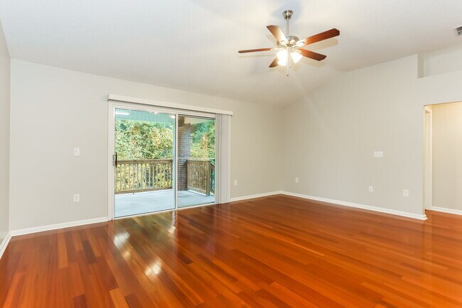 Foto del edificio - 3753 Briar Ln