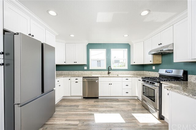 Building Photo - 192 S Bush St