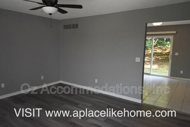 Foto del edificio - 4530 NW 57th St
