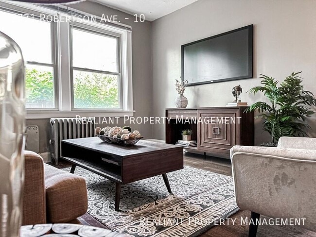 Foto del edificio - 2771 Robertson Ave