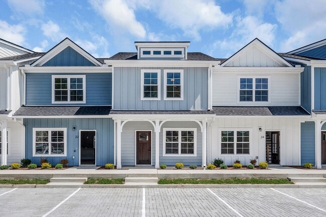 Building Photo - 211 S High St