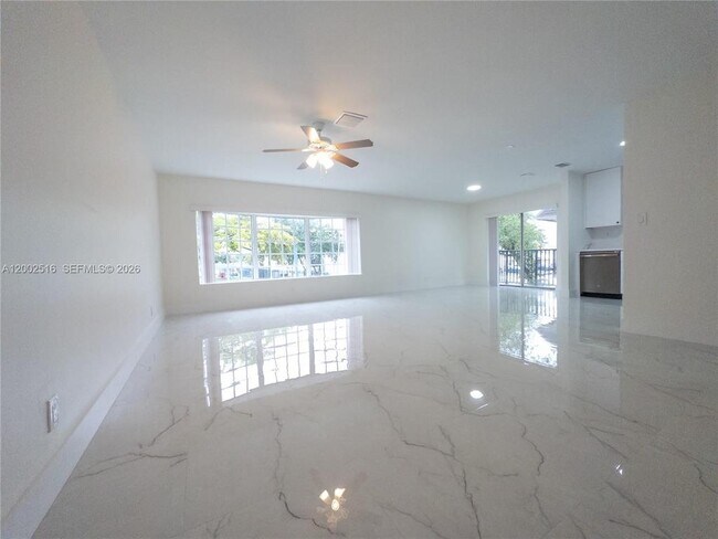 Foto del edificio - 5400 NW 18th St