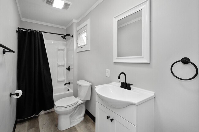 Building Photo - *SECURE your spot TODAY and ENJOY $250 OFF...