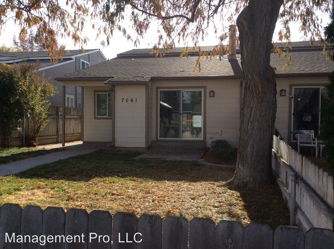 Primary Photo - 7063 W Ustick Rd