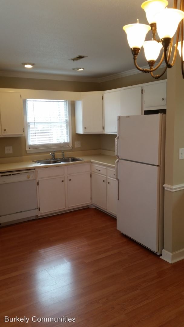Building Photo - 5133 Autumncrest Dr