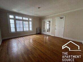 Building Photo - 909 Elmwood Ave