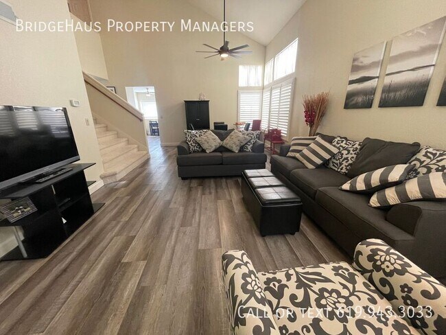 Foto del edificio - 965 Tempera Ct