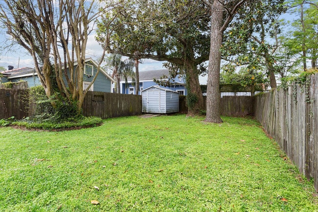 Photo - 124 Lafayette St House