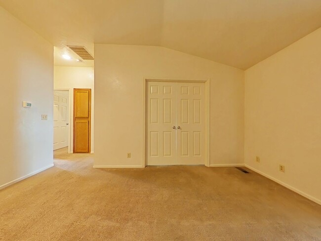 Building Photo - 3 Bedroom House ~ North Corvallis ~ Pet Fr...