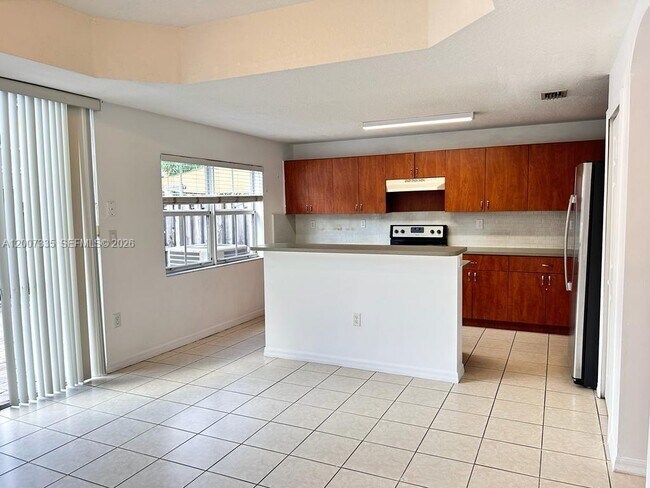 Foto del edificio - 15226 SW 30th Terrace