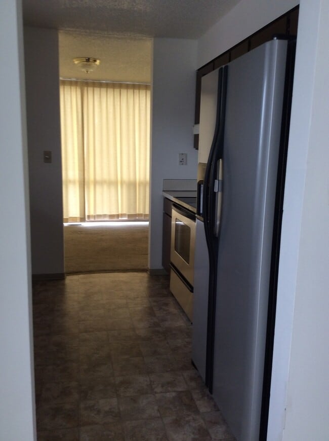 Building Photo - 3 bed, 2 bath on Military Hill!