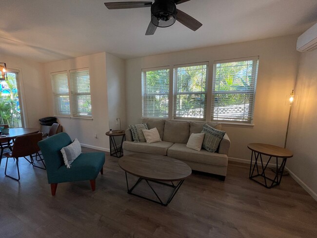 Building Photo - Fully Furnished Kahoma Village Three Bedroom