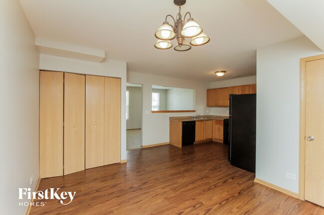 Foto del edificio - 1576 Linden Park Ln