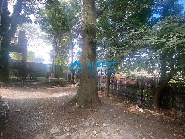 Foto del edificio - 18 Sawyer Ter