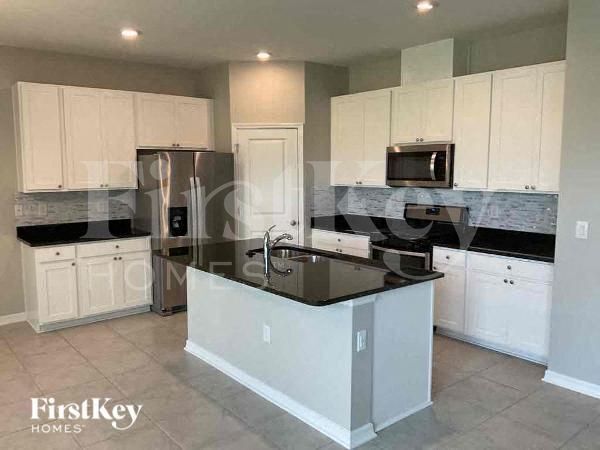 Building Photo - 5739 Bungalow Grove Ct