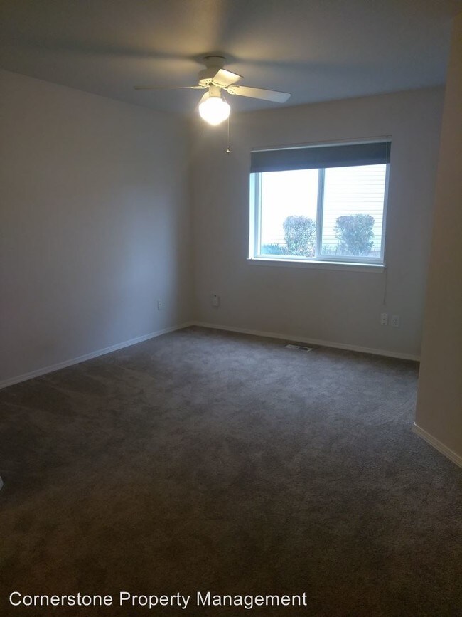 Building Photo - 5615 S Adonis Pl