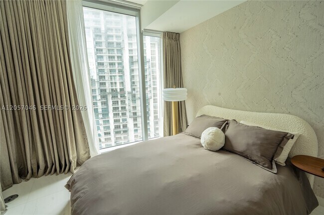 Building Photo - 300 Biscayne Blvd