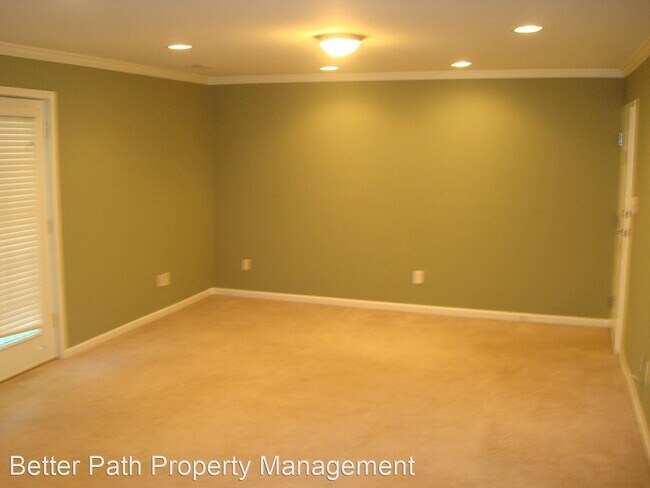 Building Photo - 2 br, 2 bath Apartment - 41 N Main 49 N Main