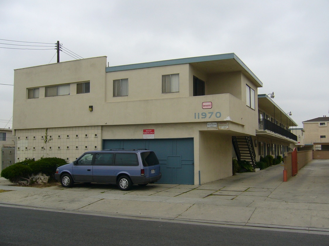 11970 Grevillea Ave, Hawthorne, CA 90250 Apartments in Hawthorne, CA