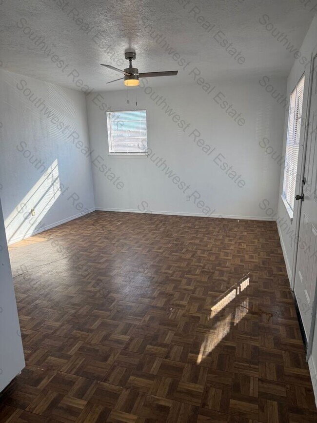 Foto del edificio - Duplex in Texico, NM