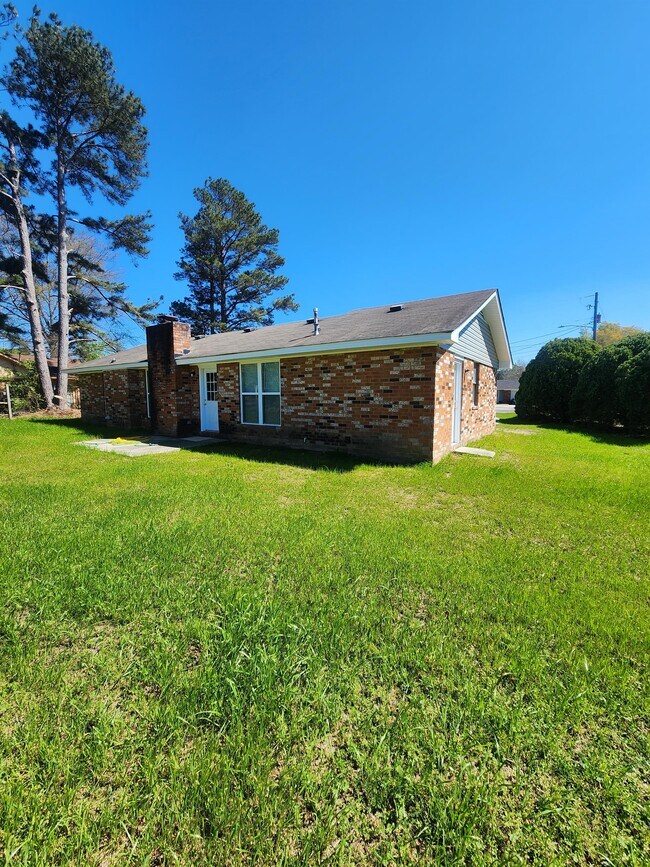 Foto del edificio - 124 Shawns Way