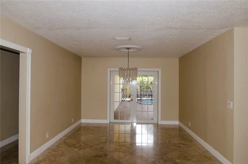 Foto del edificio - 3310 N 37th St