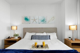 Building Photo - 1180 E Hallandale Beach Blvd