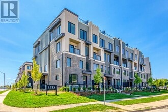 Building Photo - 3538 Colonial Dr