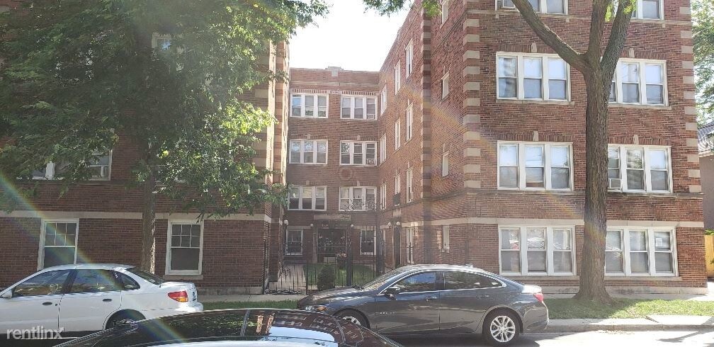 Primary Photo - 910 Lyman Ave