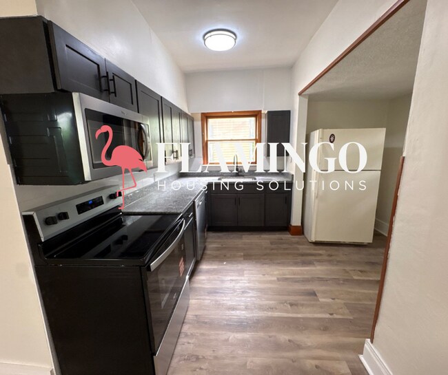 Building Photo - Freshly Remodeled 3BR Gem with Garage in Dayton’s Gem City