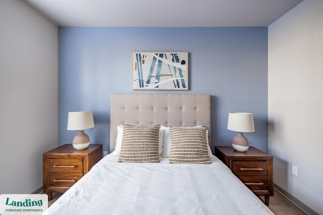 Building Photo - 1559 W 9 Mile Rd