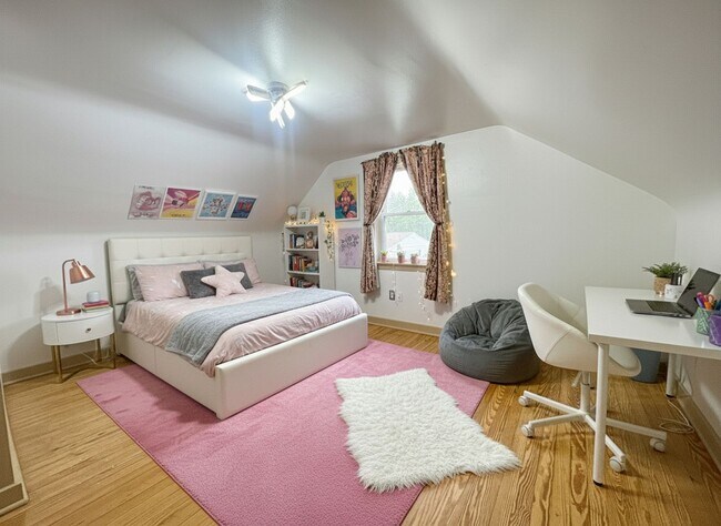 Foto del edificio - 3 Bedroom 2 Bathroom Cape Cod Available in York!