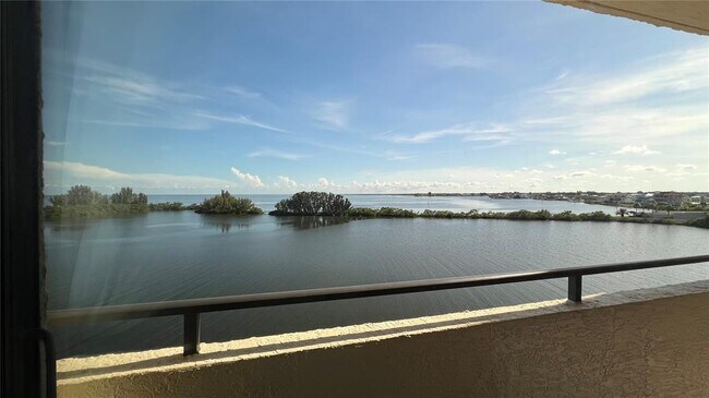 5915 Sea Ranch Dr Unit 406W Hudson - 5915 Sea Ranch Dr Unit 406w Hudson Fl Building Photo