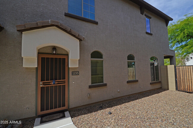 Foto del edificio - 2725 E Mine Creek Rd