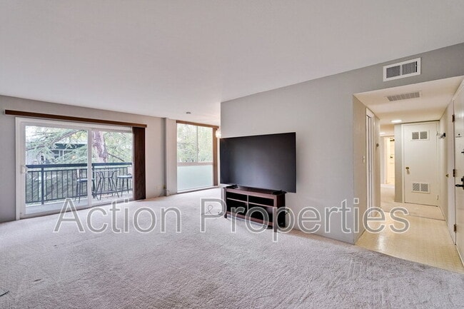 Foto del edificio - 181 Del Medio Ave