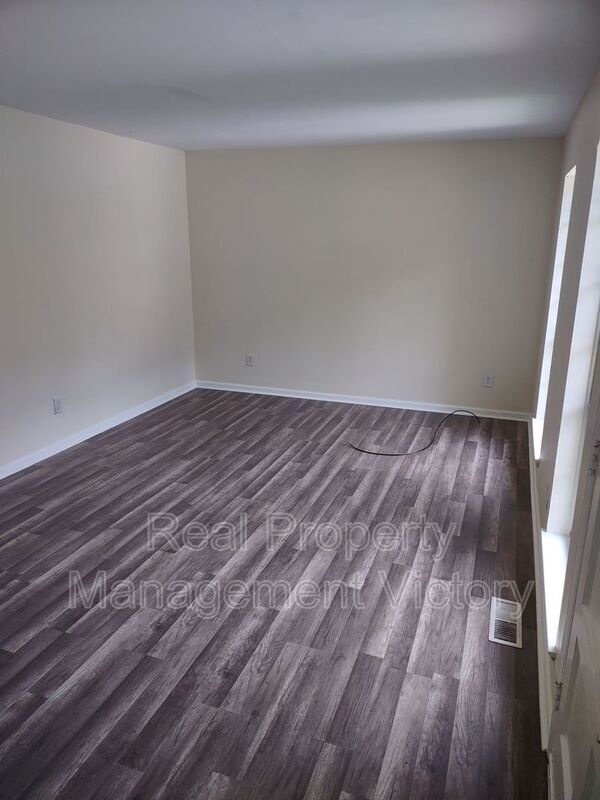 Foto del edificio - 1758 6th Pl NW