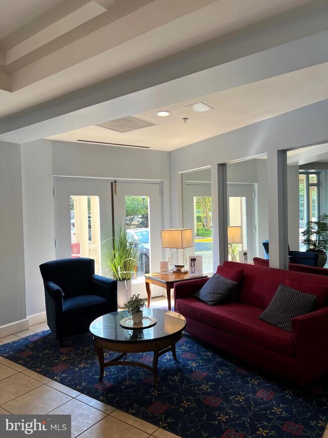 Foto del edificio - 3005 S Leisure World Blvd