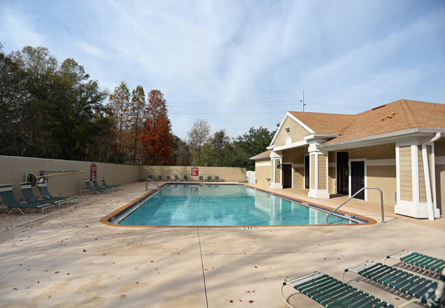 Building Photo - The Villas At Newport Landing