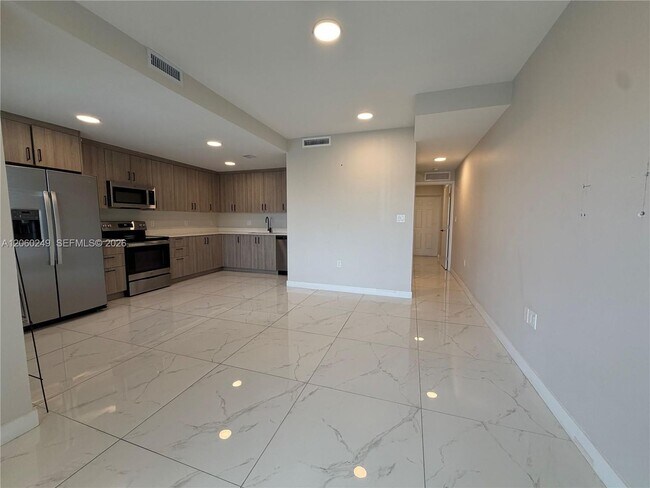 Building Photo - 25779 SW 144th Ave