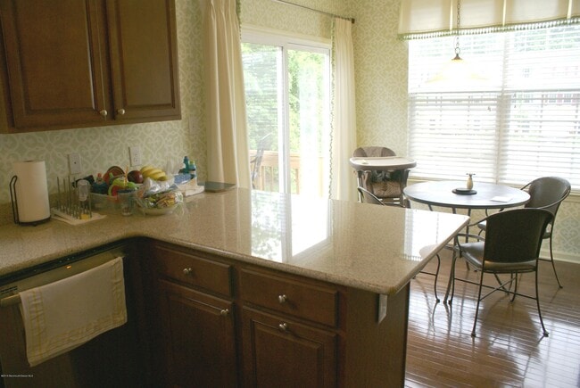 Building Photo - 112 Warbler Way