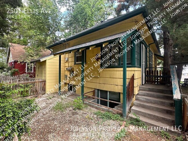 Foto del edificio - Take a look at this 2-Bedroom North End Du...