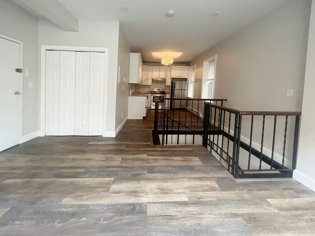 Foto principal - 62 Lubec St