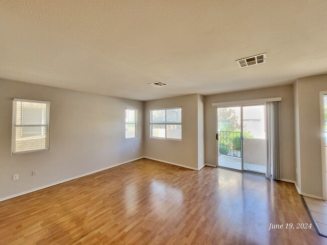 Building Photo - 5278 Sacha Way