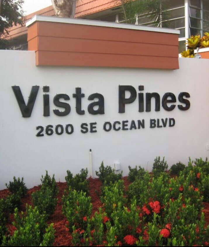 Primary Photo - 2600 SE Ocean Blvd
